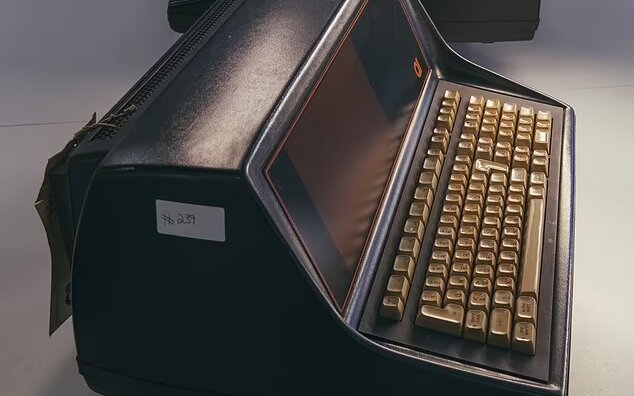 اولین کامپیوتر قابل حمل